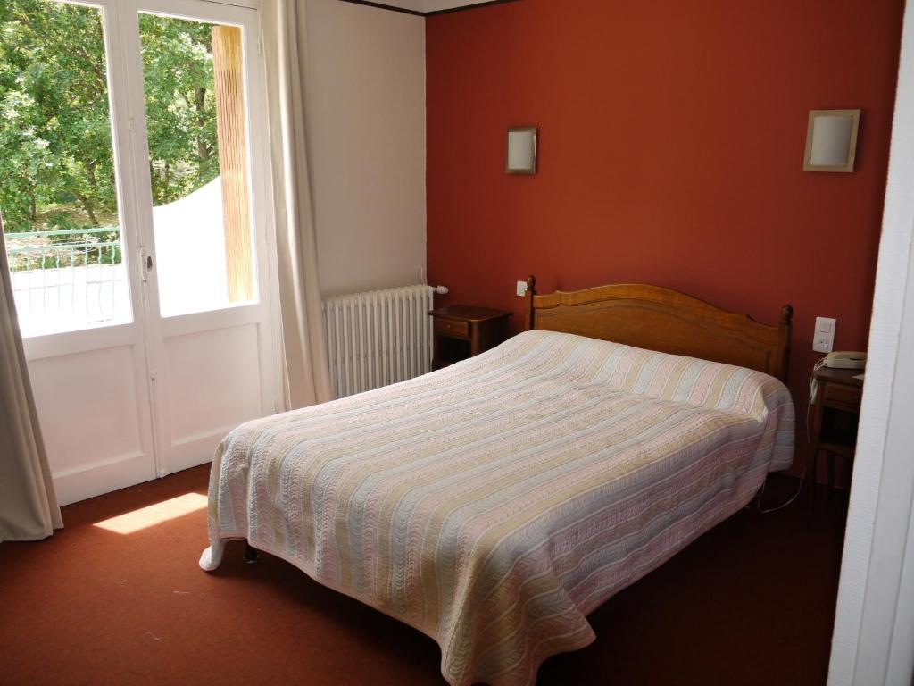 Hotel Le Castelet Ax-les-Thermes Oda fotoğraf